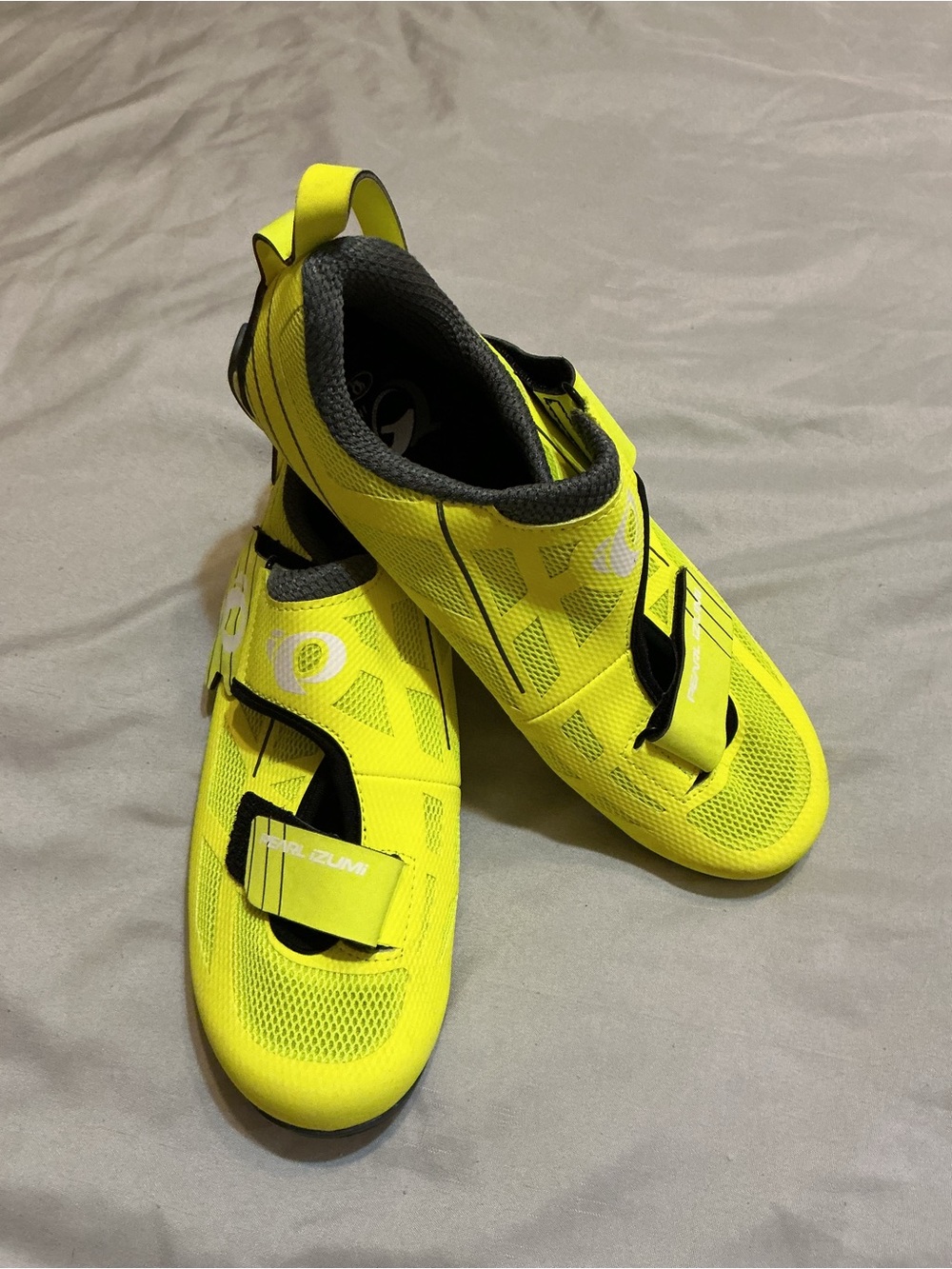 NWOT Men’s Pearl Izumi Tri Fly Select V6 Triathlon Shoes Size 39 EU 6.6-7
